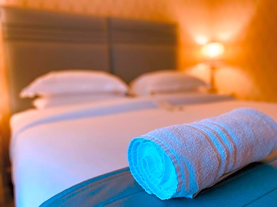 Le Bouchon Brasserie & Hotel