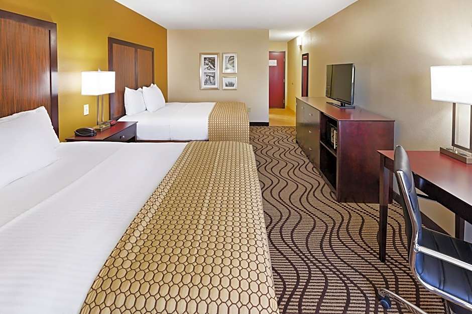 La Quinta Inn & Suites by Wyndham Floresville