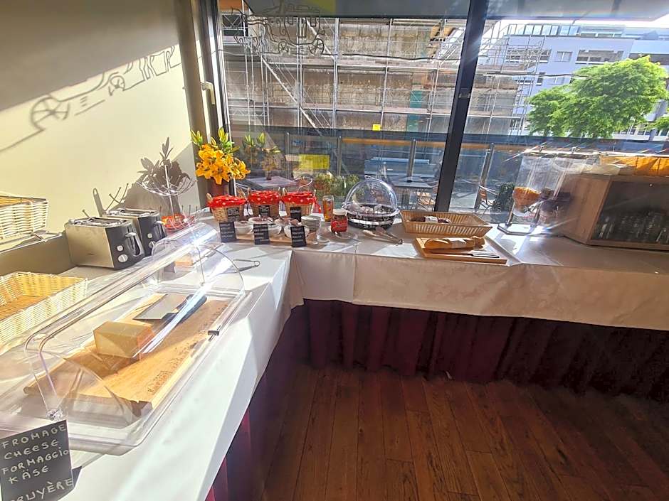 Hôtel de la Poste Martigny - City Center