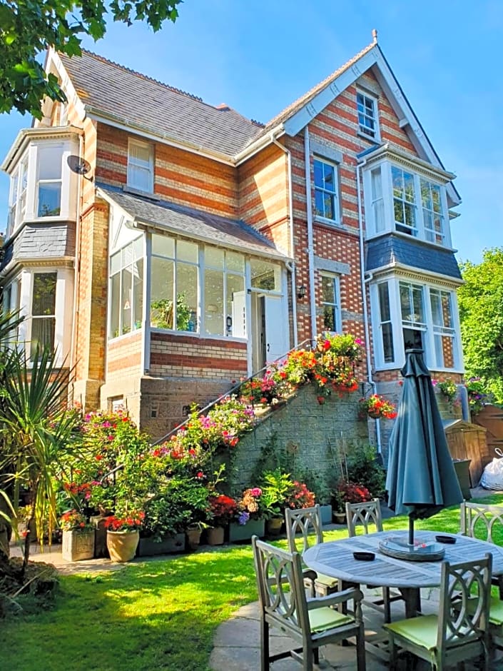 Holbein House B&B