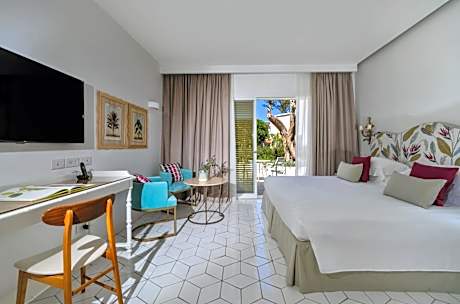 Premium Room with Terrace and Garden View