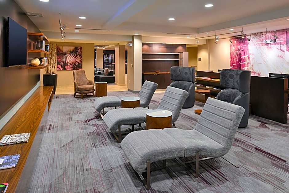 Courtyard by Marriott Charlotte Matthews