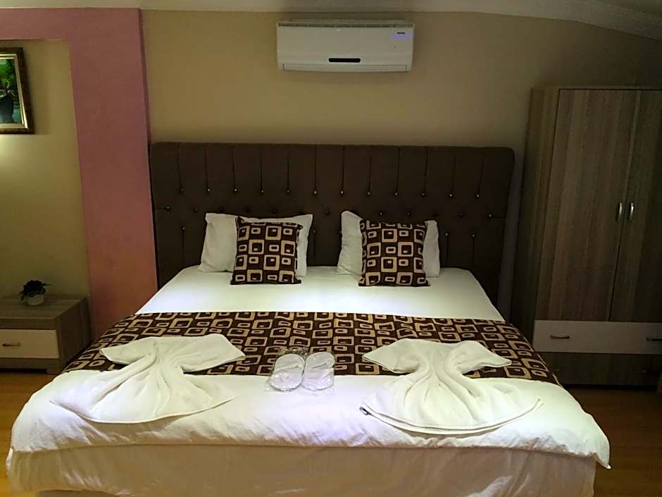 Black Bird Suite Hotel