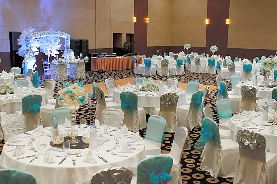 Yas Plaza Marina By Ihg