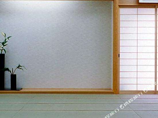 Kudamatsu Station Hotel