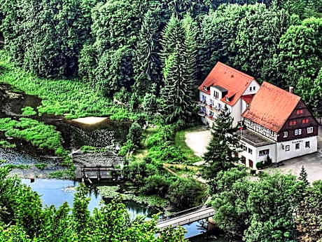 Hotel-Gasthof Neumühle