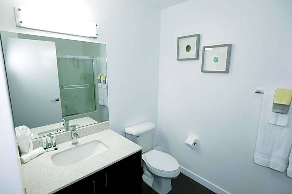 Downtown Cosmopolitan Residences