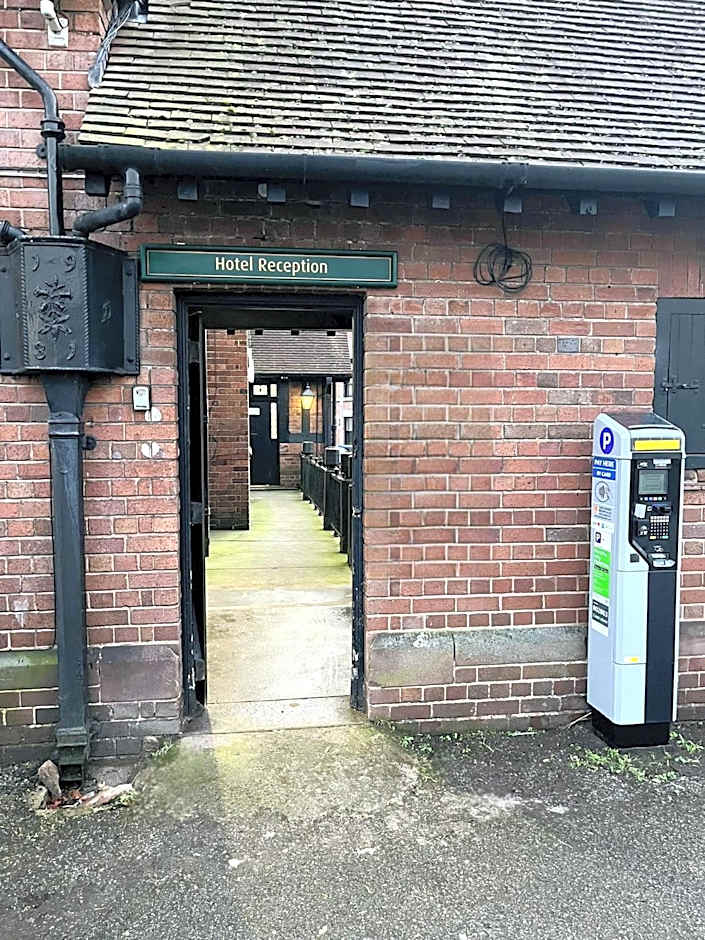 George And Dragon Place