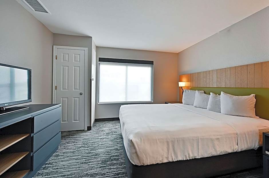 Country Inn & Suites by Radisson, Bloomington-Normal Airport, IL