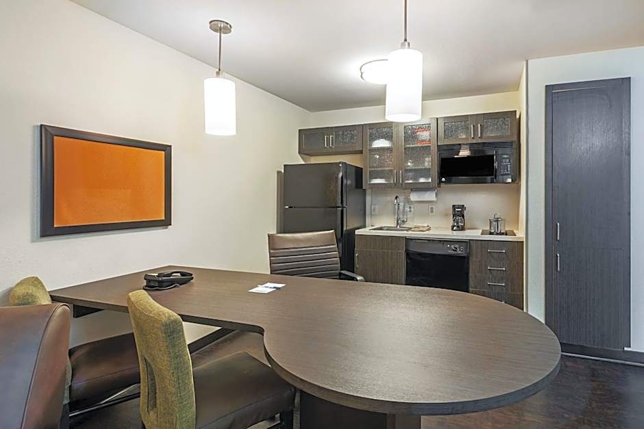 Candlewood Suites Hattiesburg By IHG