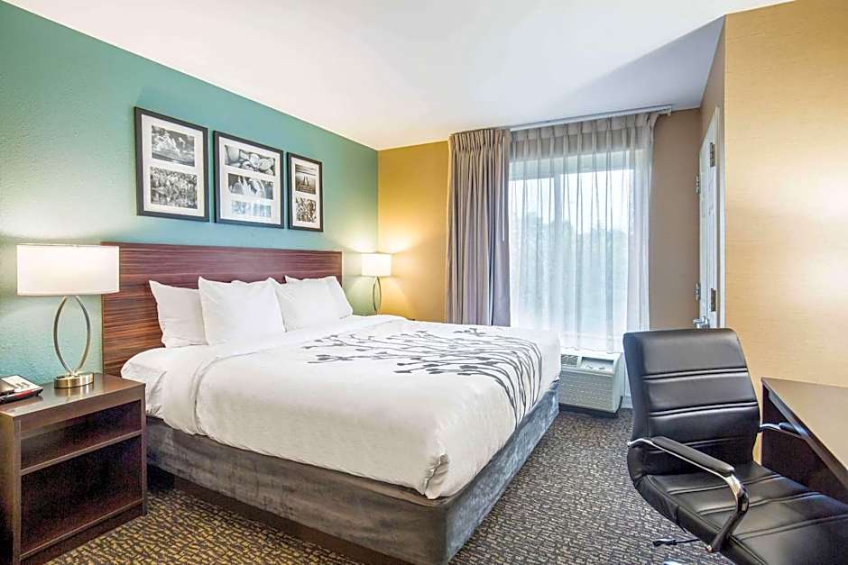 Sleep Inn & Suites Dunmore