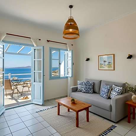 Standard Triple Room with Sea View