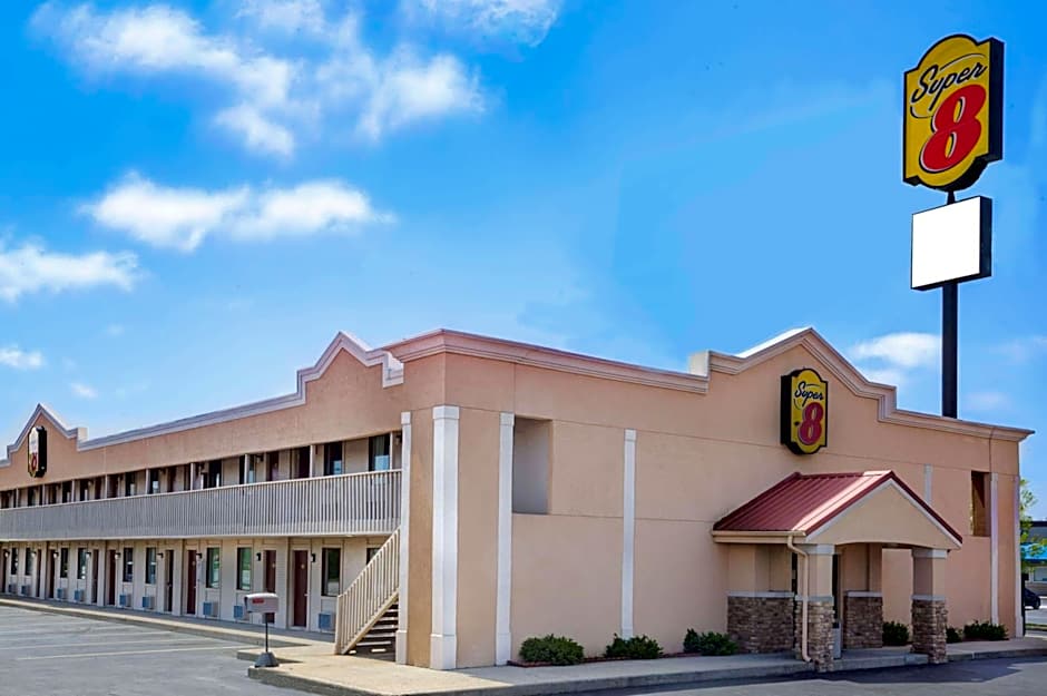 Super 8 by Wyndham Lafayette / Purdue Area