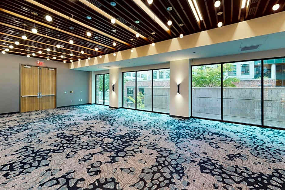 Astra Hotel, Seattle, a Tribute Portfolio Hotel by Marriott