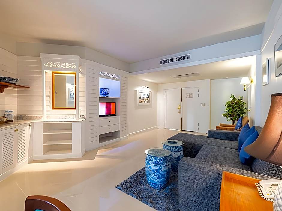 Andaman Seaview, Karon Beach - SHA Plus