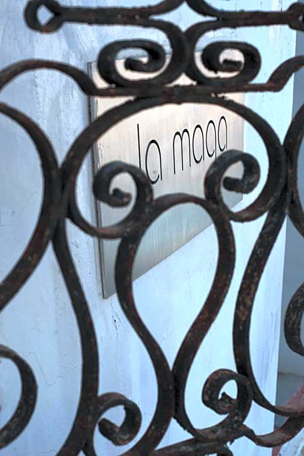 La Maga Rooms