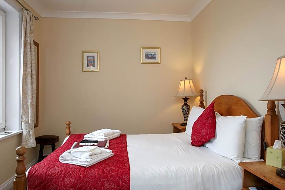 The Seacliffe - Whitby