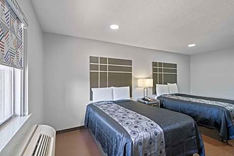 2 Double Beds Deluxe NS