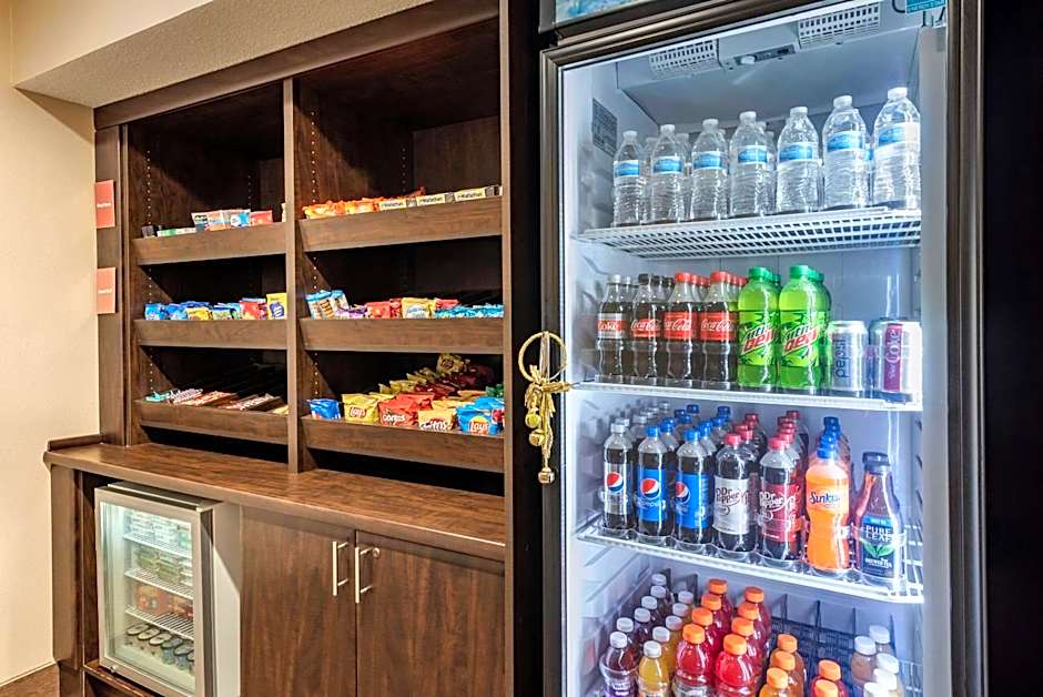 Comfort Suites Terre Haute University Area