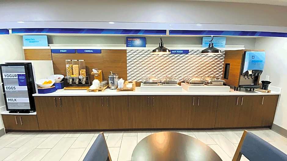 Holiday Inn Express Bluffton by IHG