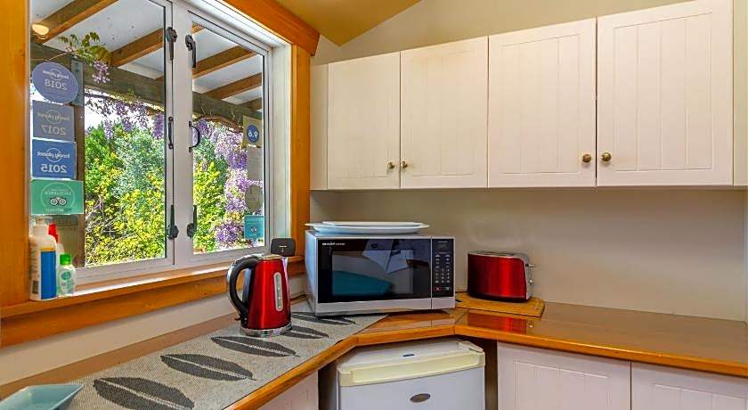 Olde Mill House Bed & Breakfast and Cycle Hire