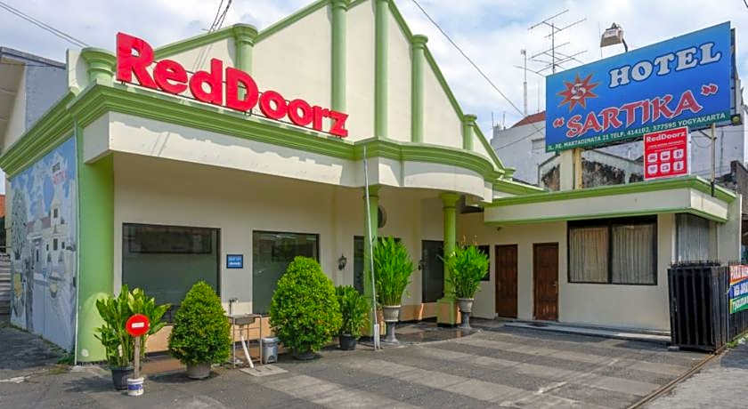 RedDoorz @ Hotel Sartika Yogyakarta