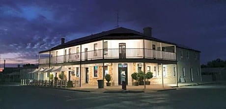 Cornwall Hotel