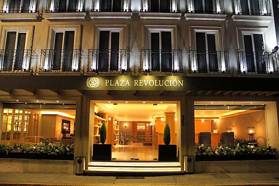 Photo 1 of 32 of Hotel Plaza Revolución