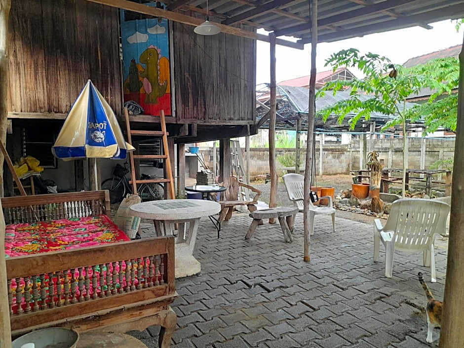 Cactus Hostel !for non smokers!