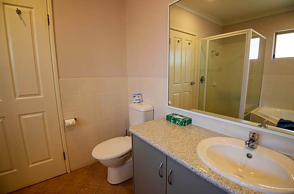 Bunbury Motel and Apartments