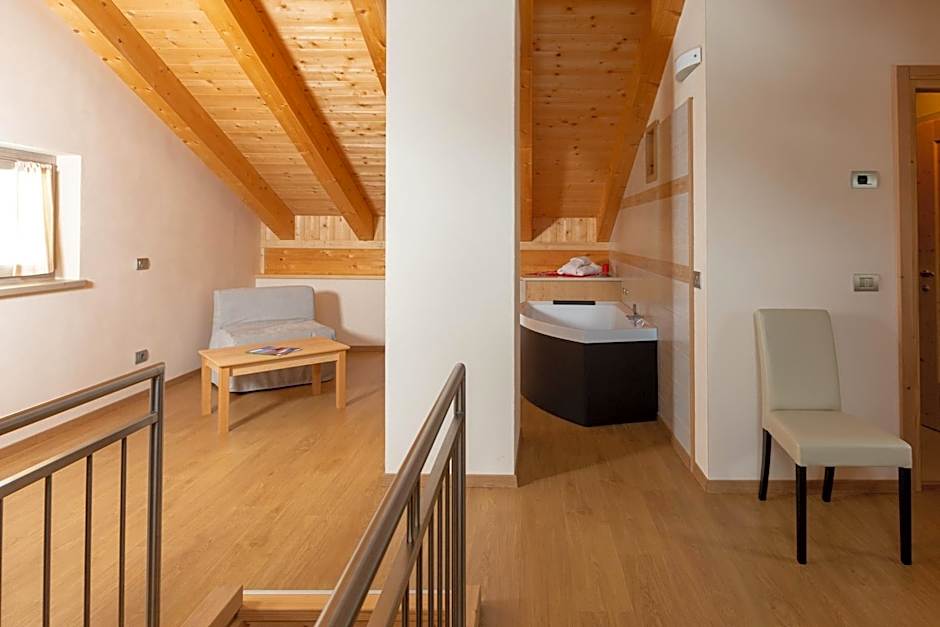 Hotel Meublè Adler - Rooms & Mountain Apartments