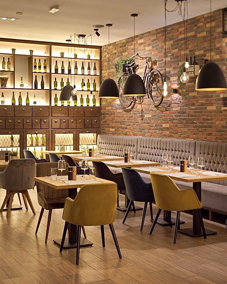 Chop Old House Hotel