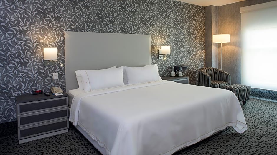 Holiday Inn Express & Suites Queretaro By IHG
