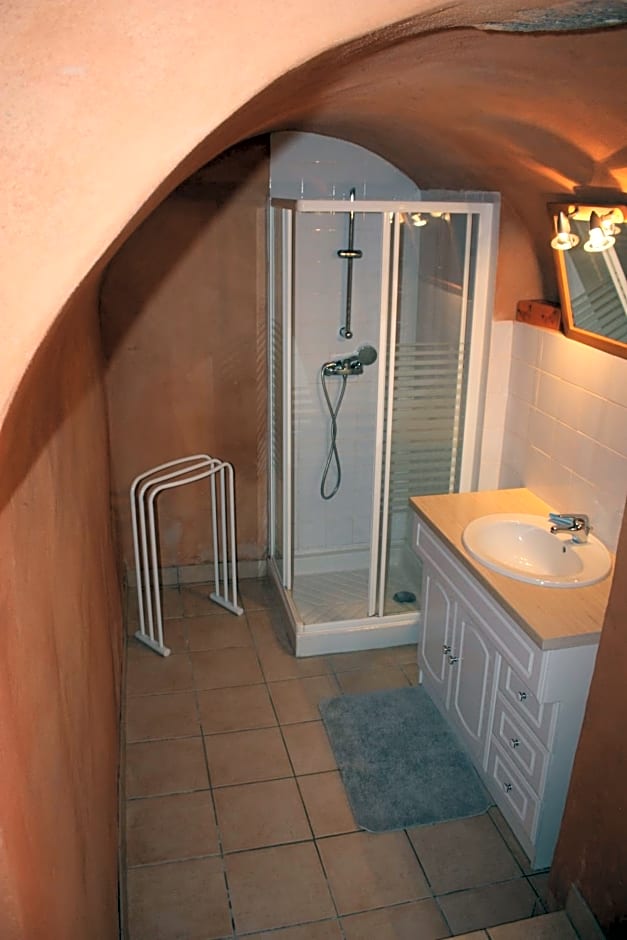 Valcaris: gites, chambre d'hotes et tables d'hotes