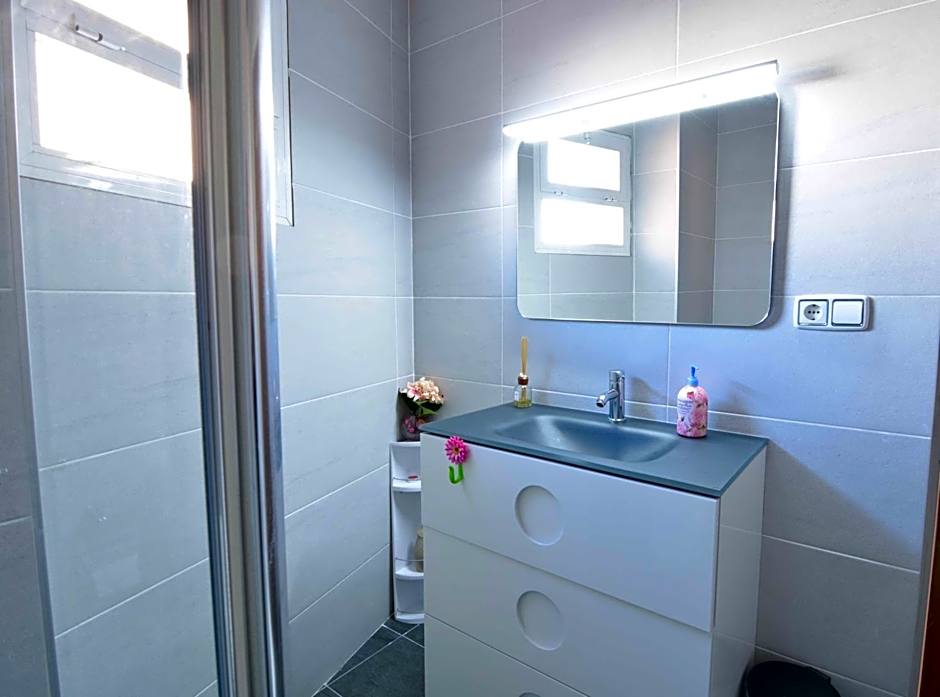 Reus Bedrooms 2 habitaciones con baño privado, sin cocina