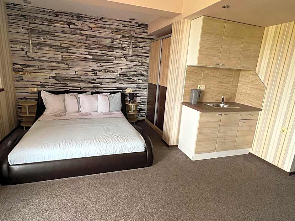 Hotel Lazur