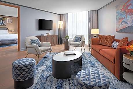 The Opus Suite, 1 Bedroom Larger Suite, 1 King, Sofa bed