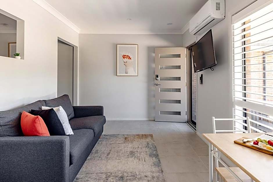 Mala Retreat, Shiraz Suite 5 Star Immaculate and Comfortable