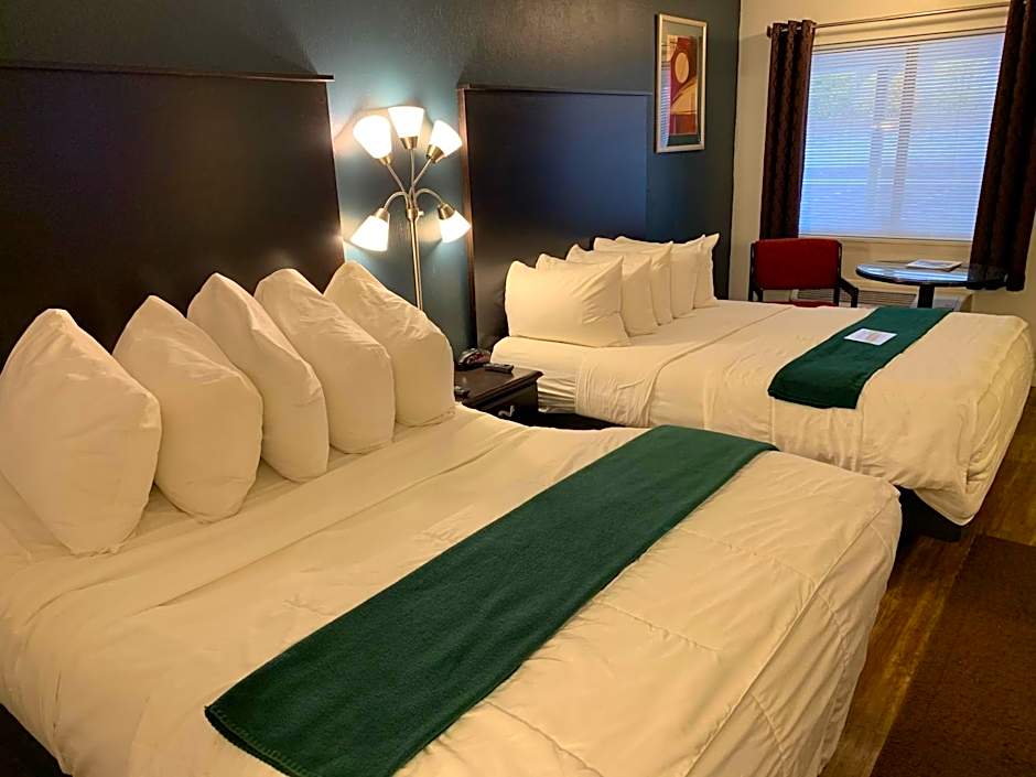 Baymont by Wyndham Petoskey