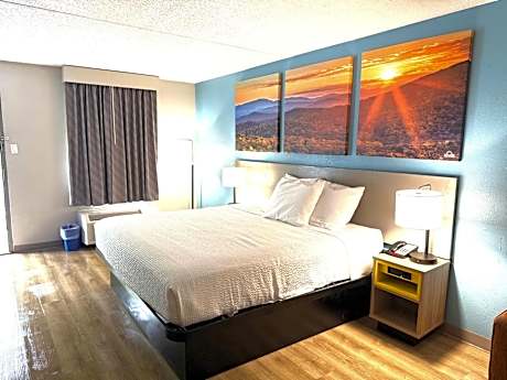 King Room - Non-Smoking