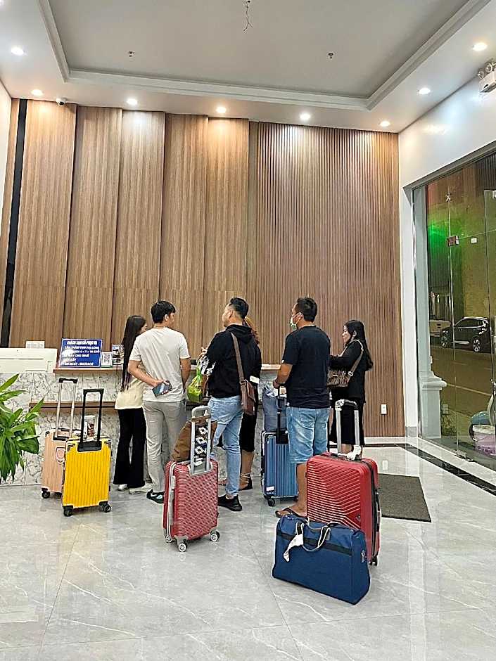 Central Halong Hotel