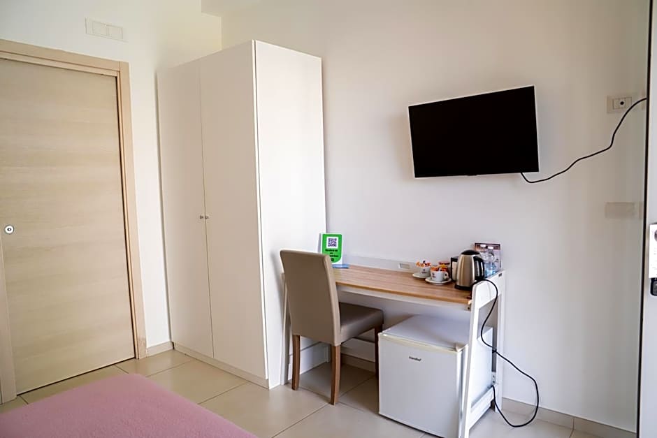Assteas Rooms