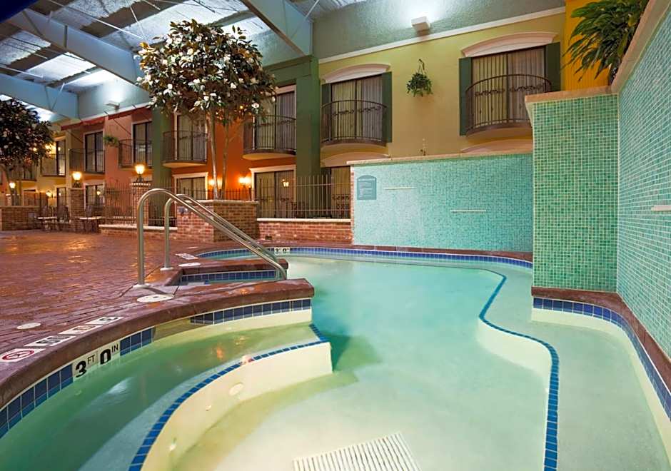 Holiday Inn Hotel & Suites Minneapolis-Lakeville By IHG