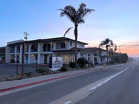Dune Surfer Inn