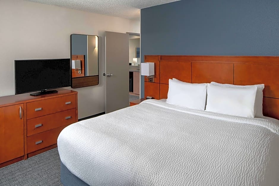 Courtyard by Marriott Covington / Mandeville