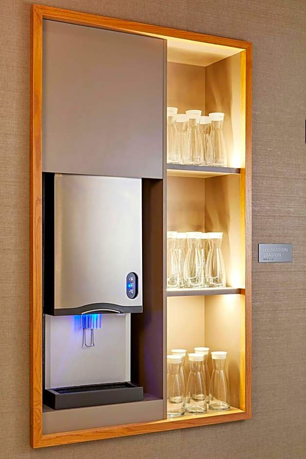 AC Hotel by Marriott San Jose Sunnyvale Cupertino