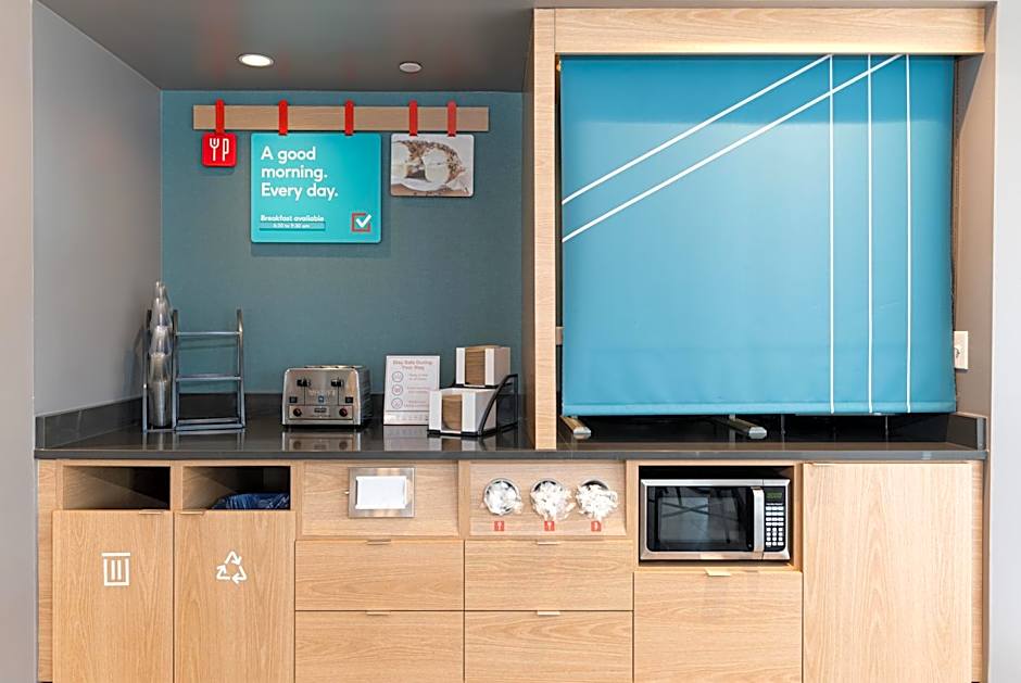 avid hotel Summerville By IHG