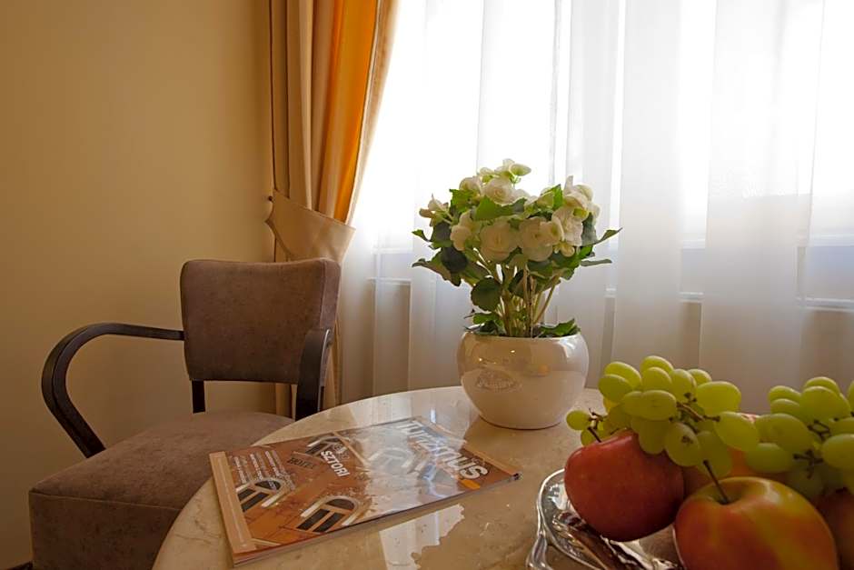 Barokk Hotel Promenád