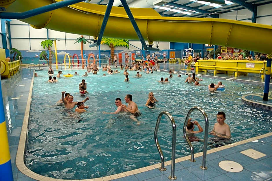 8 berth caravan PG214 Golden Palm Chapel st Leonards