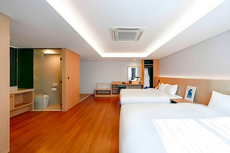 ibis Styles Ambassador Jeonju City Centre